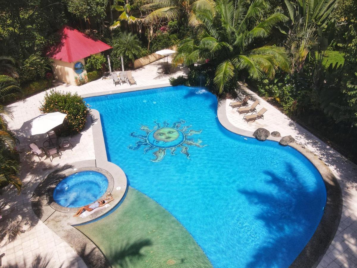 Jaco Hotel Docelunas Exterior foto